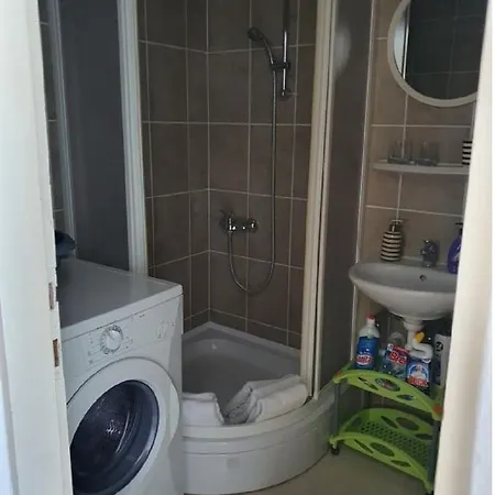 Elli アパート コルチュラ