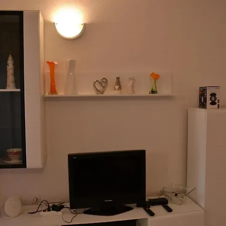 Elli Apartament *